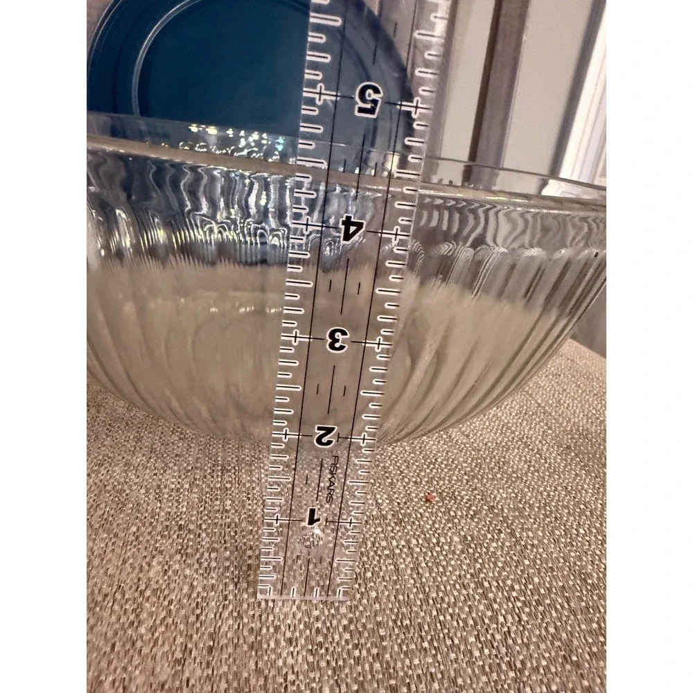 Pyrex sculpted clear